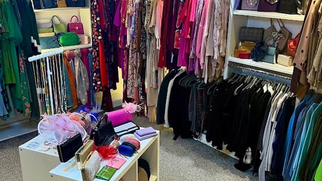 Yorkshire Ladieswear - Clothes Shops in farsley