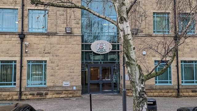 Huddersfield County Court - Public Buildings in huddersfield