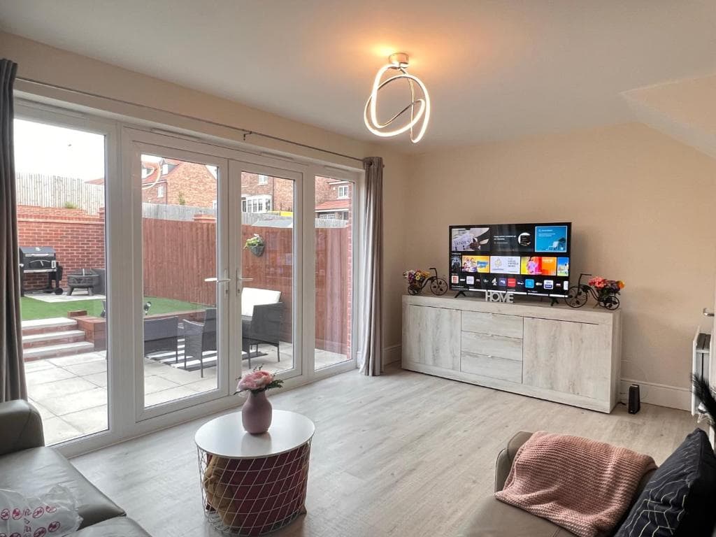 City fields 4 bedroom house in Yorkshire