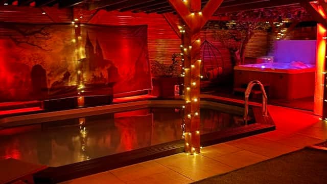 Spa 160 - Spa in wakefield