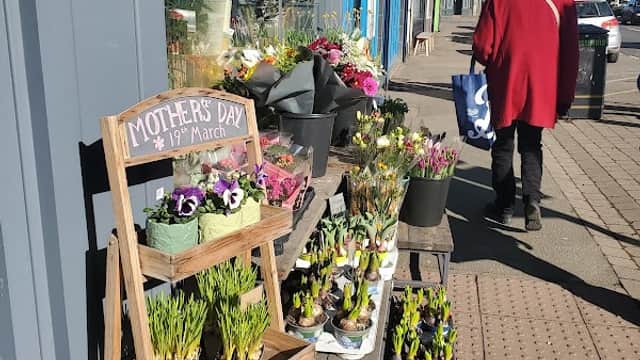Flourish Florists - Florists in sheffield