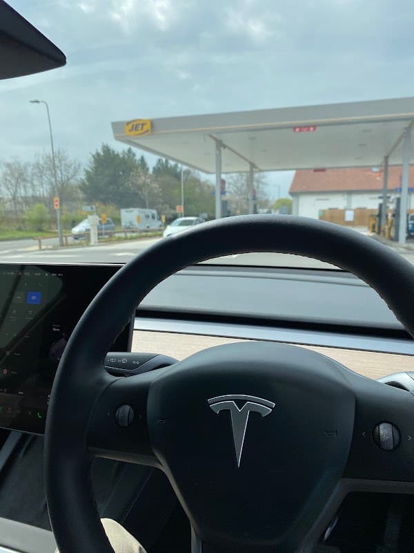 JET Charging Station
