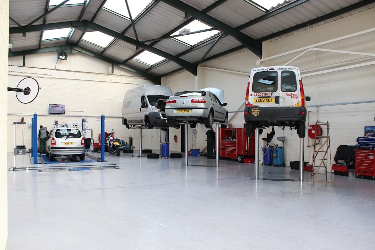 M & J Auto Repairs