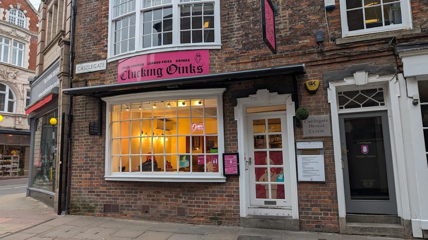 Clucking Oinks - Castlegate