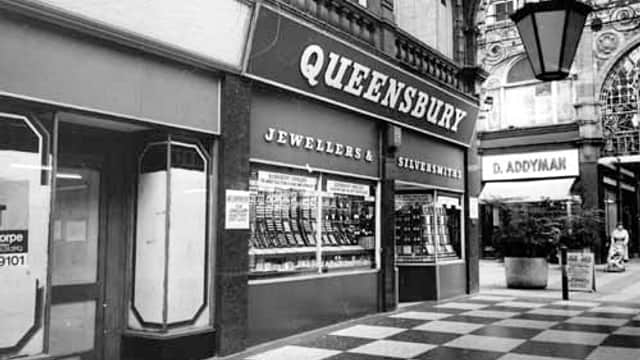 Queensbury Jewellers Ltd - Jewellers in headingley