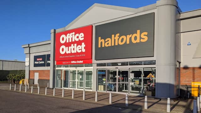 Halfords - Clough Rd Hull (Hull) - Car Parts in hull