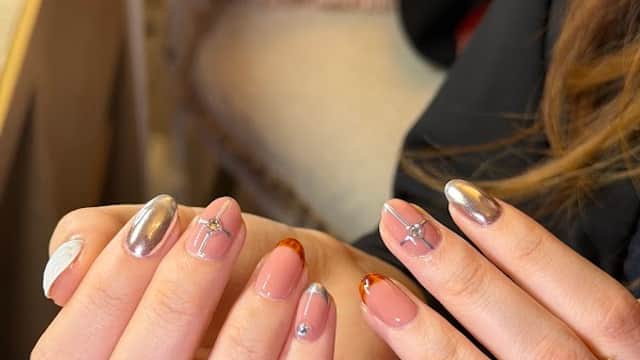 Holiday nail studio - Nail Salons in leeds
