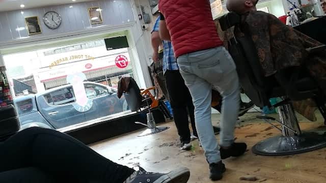 Hot Towel Barbers - Barbers in barnsley