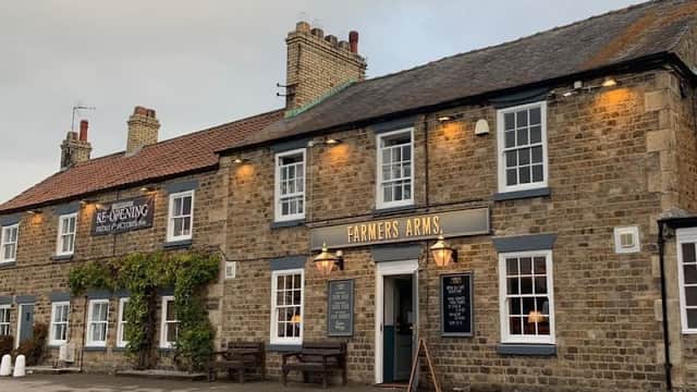 Pub The Farmers Arms in catterick bridge