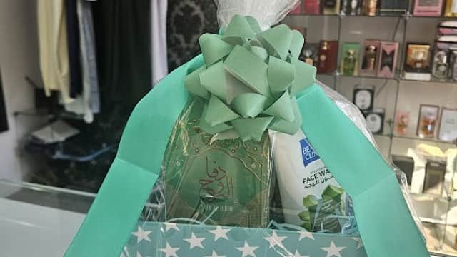 Rumi's tour and gifts - Gift Shops in wakefield