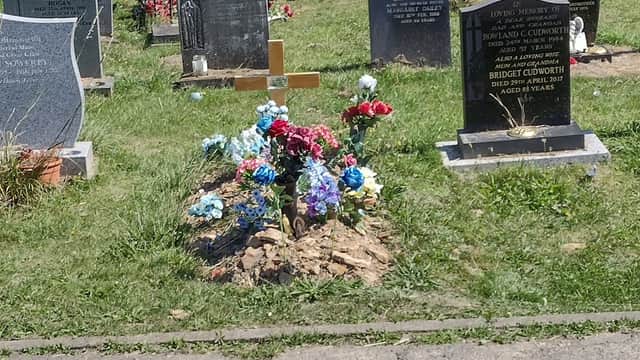Killingbeck Cemetery - Cemeteries in killingbeck