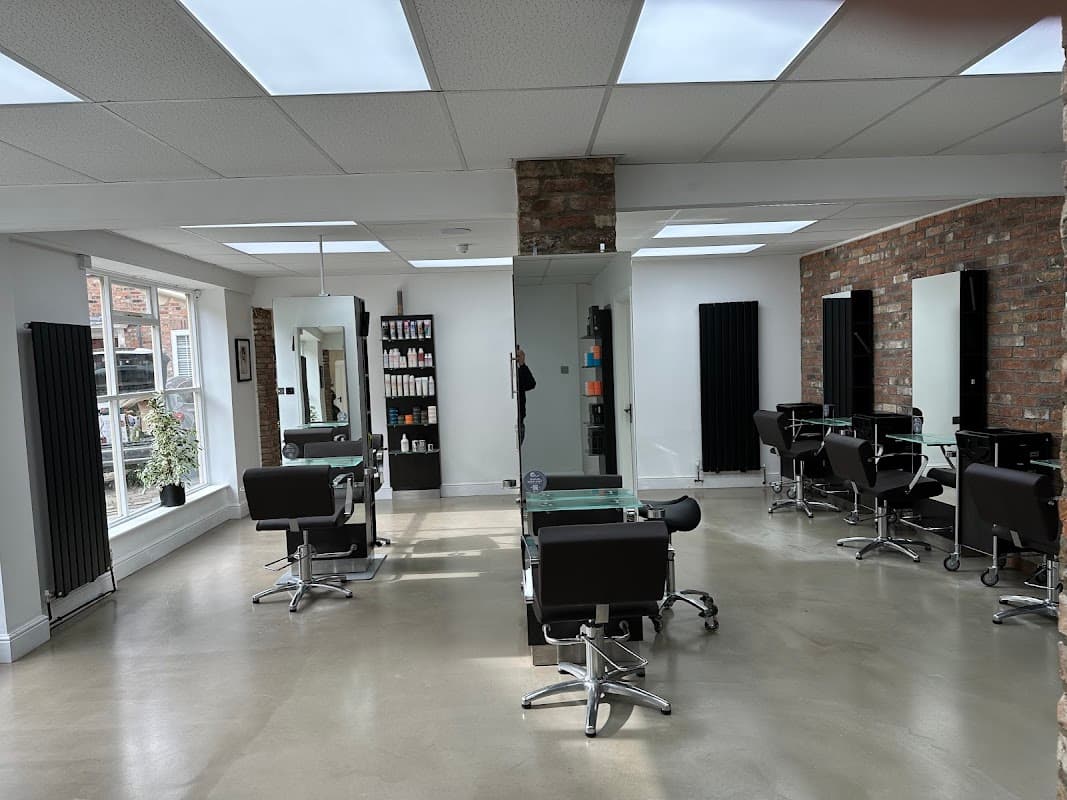 Blue Hairdressing
