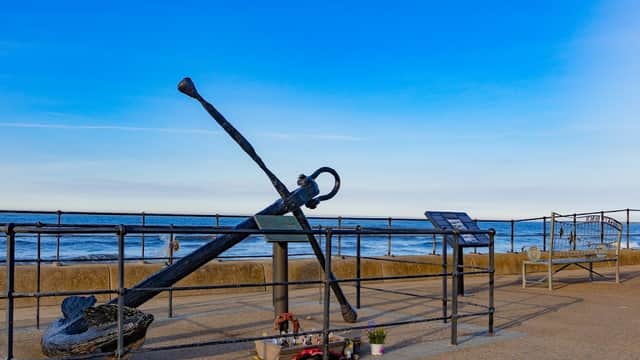The Birger Anchor Mariners' Memorial - Monuments in redcar
