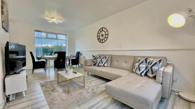 Accommodation at Roundhay lounger in moortown