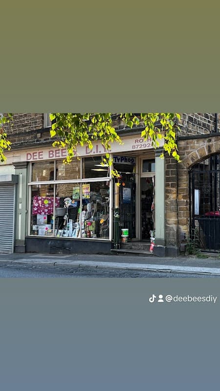 Dee Bee's DIY