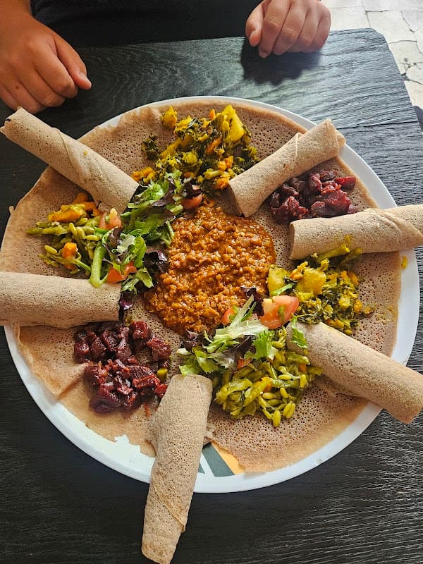 Hiwot Cuisine