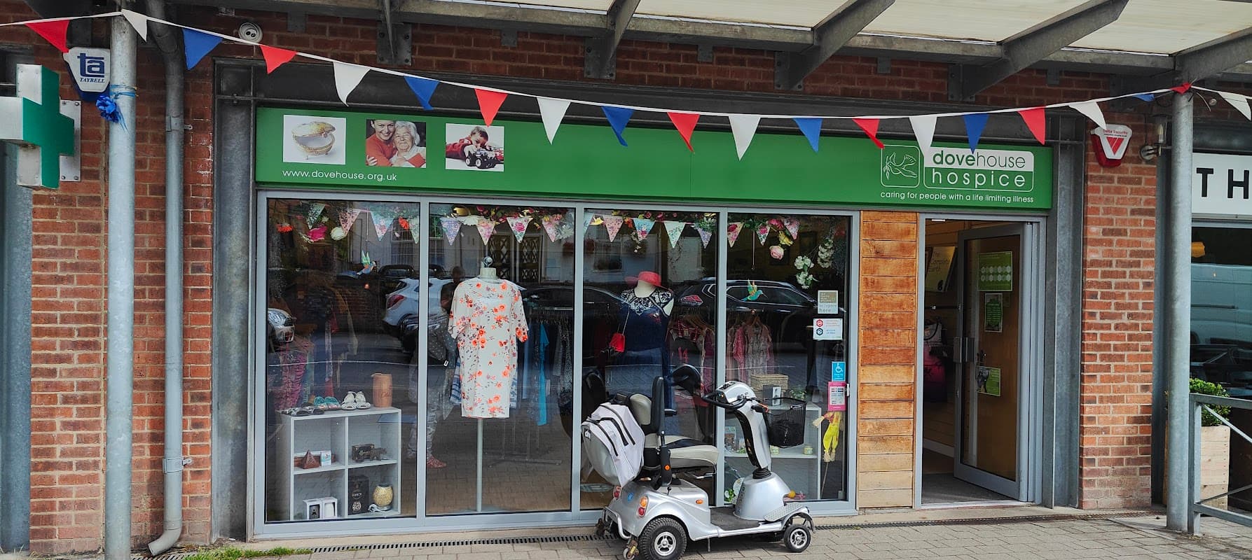 Dove House Hospice Hornsea Shop