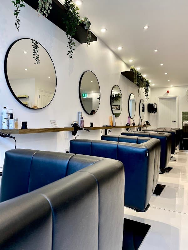 THEMIS Hair and beauty