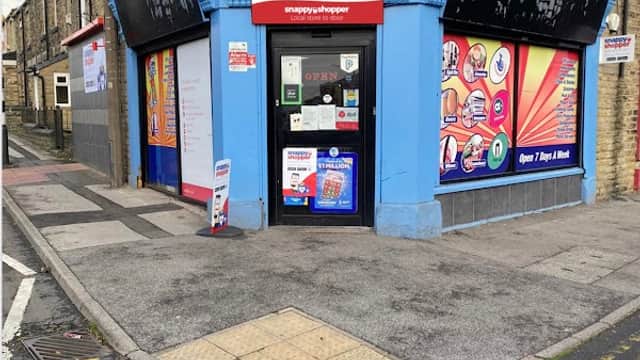 DARFIELD SUPER SAVE & DARFIELD POST OFFICE - Corner Shops in wombwell