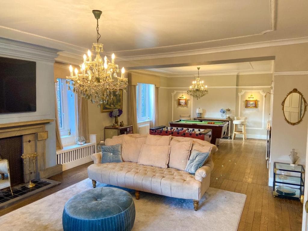 Stunning Property set in own private grounds