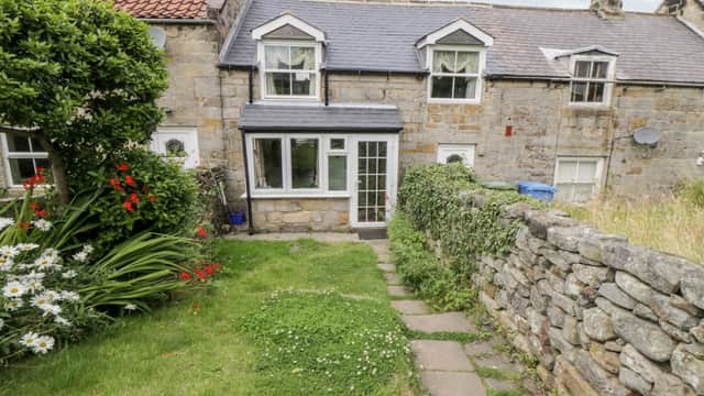 Accommodation at 7 Lilac Terrace in danby