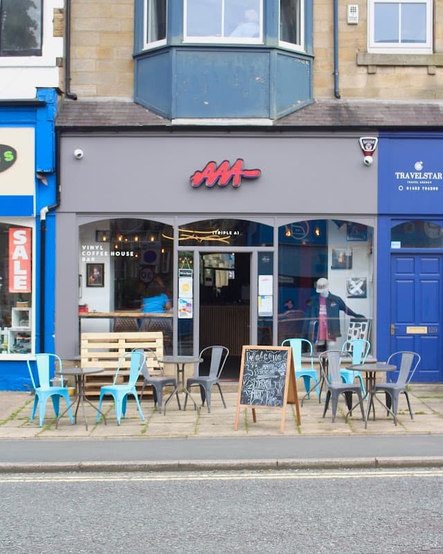 AAA Vinyl Coffee House & Bar