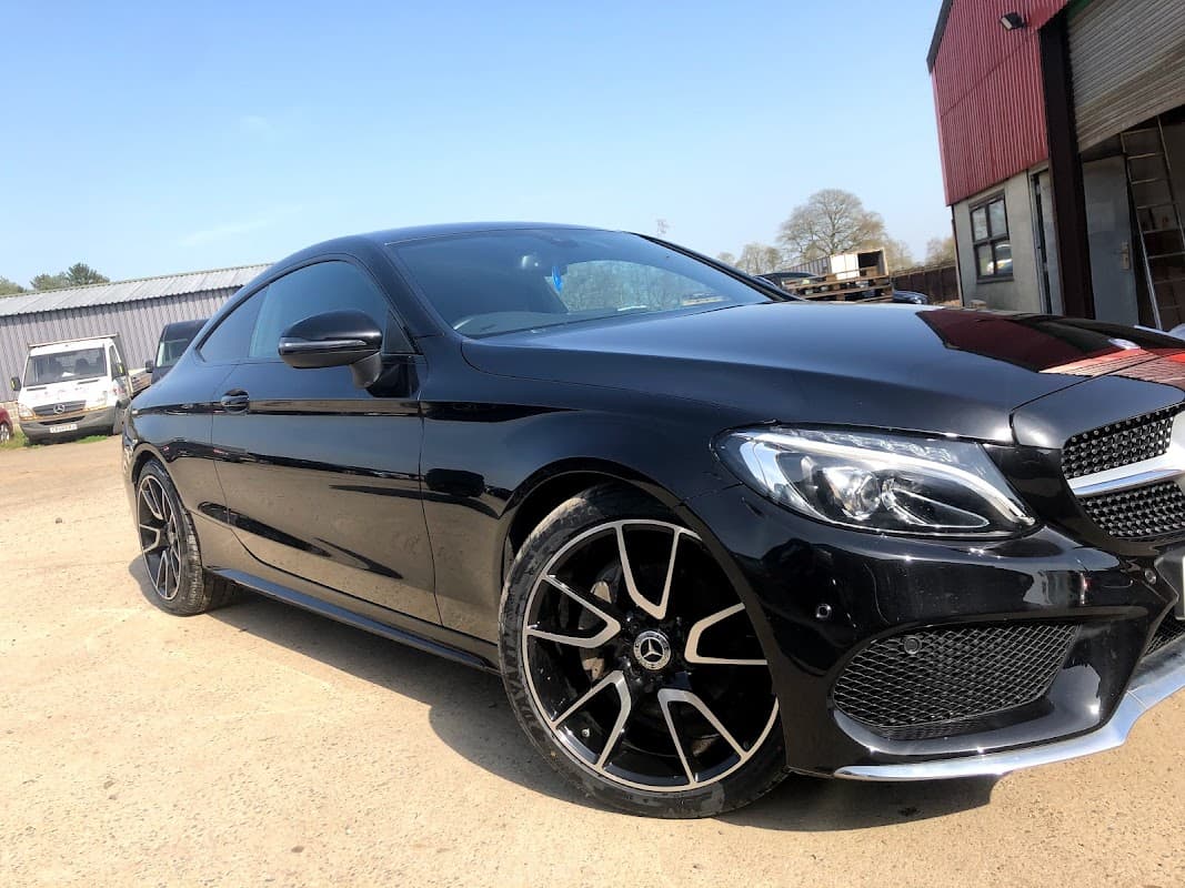 JS Customs ltd (accident repair)
