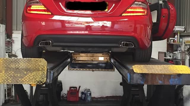 Overdrive One Stop Services LTD - Garages in alverthorpe