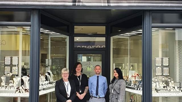 Browns Family Jewellers - Leeds