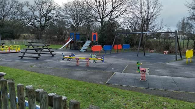 Dore Recreation Ground Playground - Playgrounds in hathersage