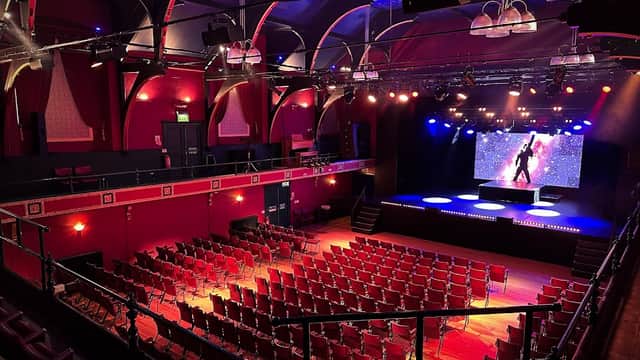 Yeadon Town Hall Theatre - Theatre in guiseley