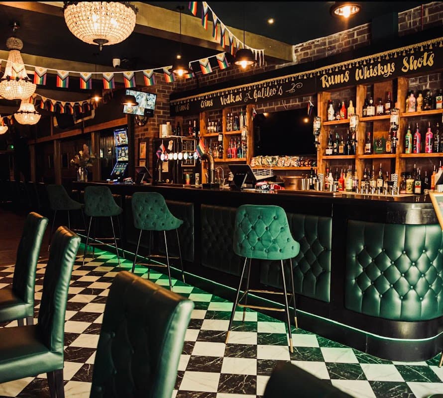Galileo's Show Bar