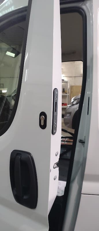 Mark Bellamy Van Locks