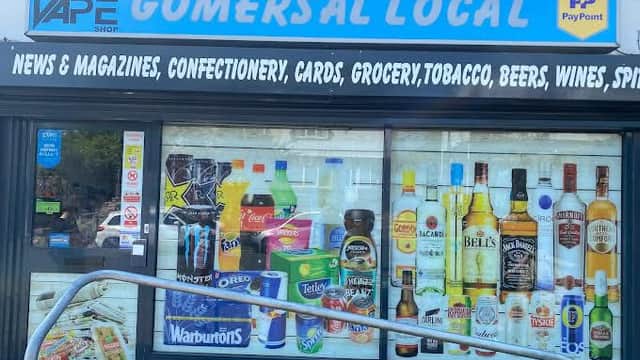 GOMERSAL LOCAL - Corner Shops in cleckheaton