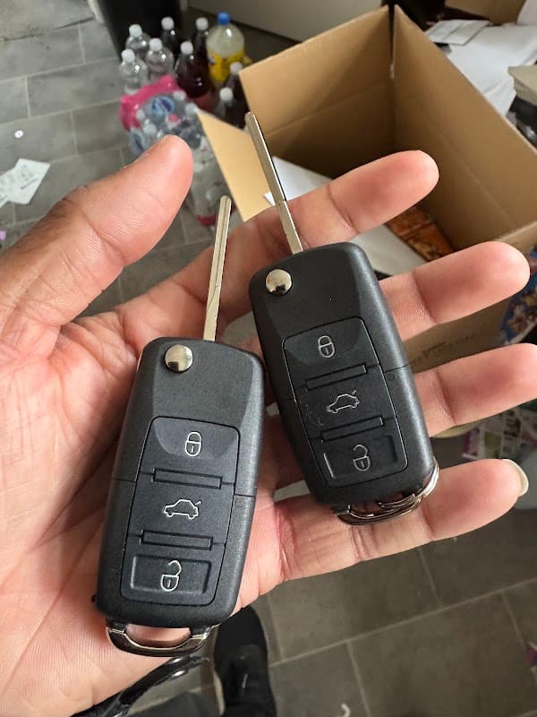 Carlocksmith24
