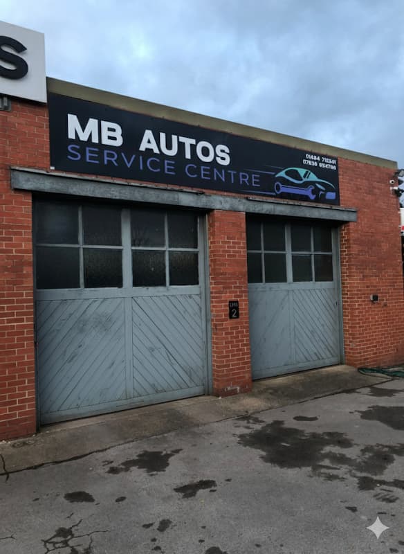 M B AUTOS