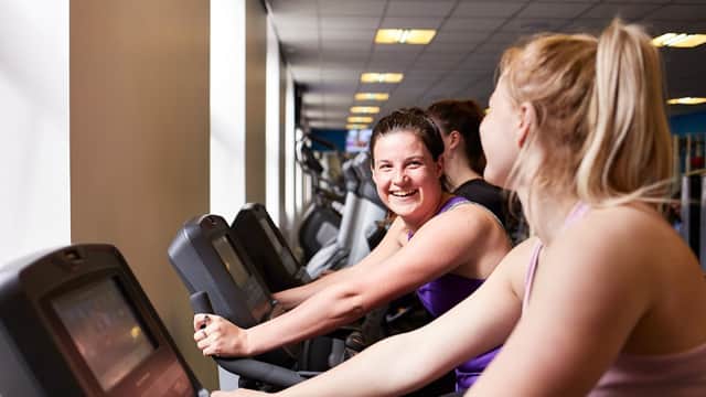 Carnegie Sports Centre - Sports Venue in leeds
