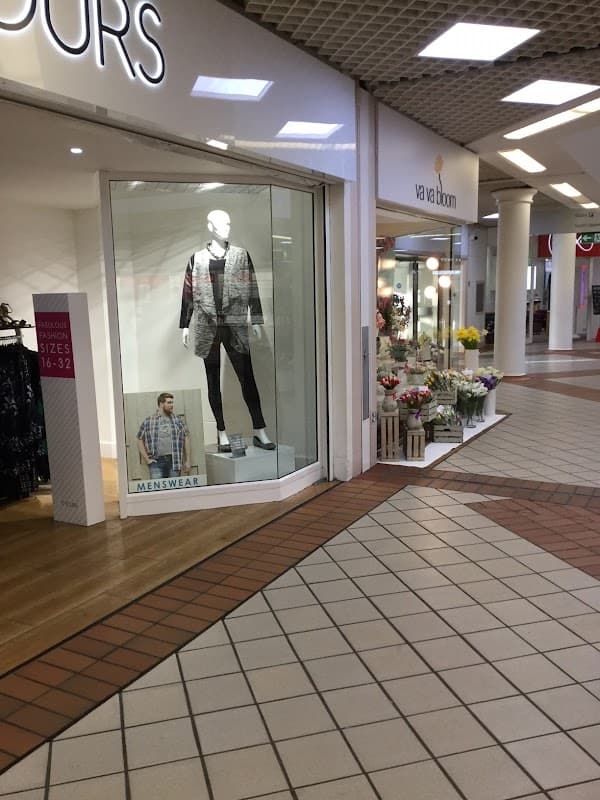Yours Clothing