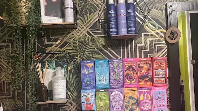 Seadog's Hair Studio - Hair Salons in hornsea