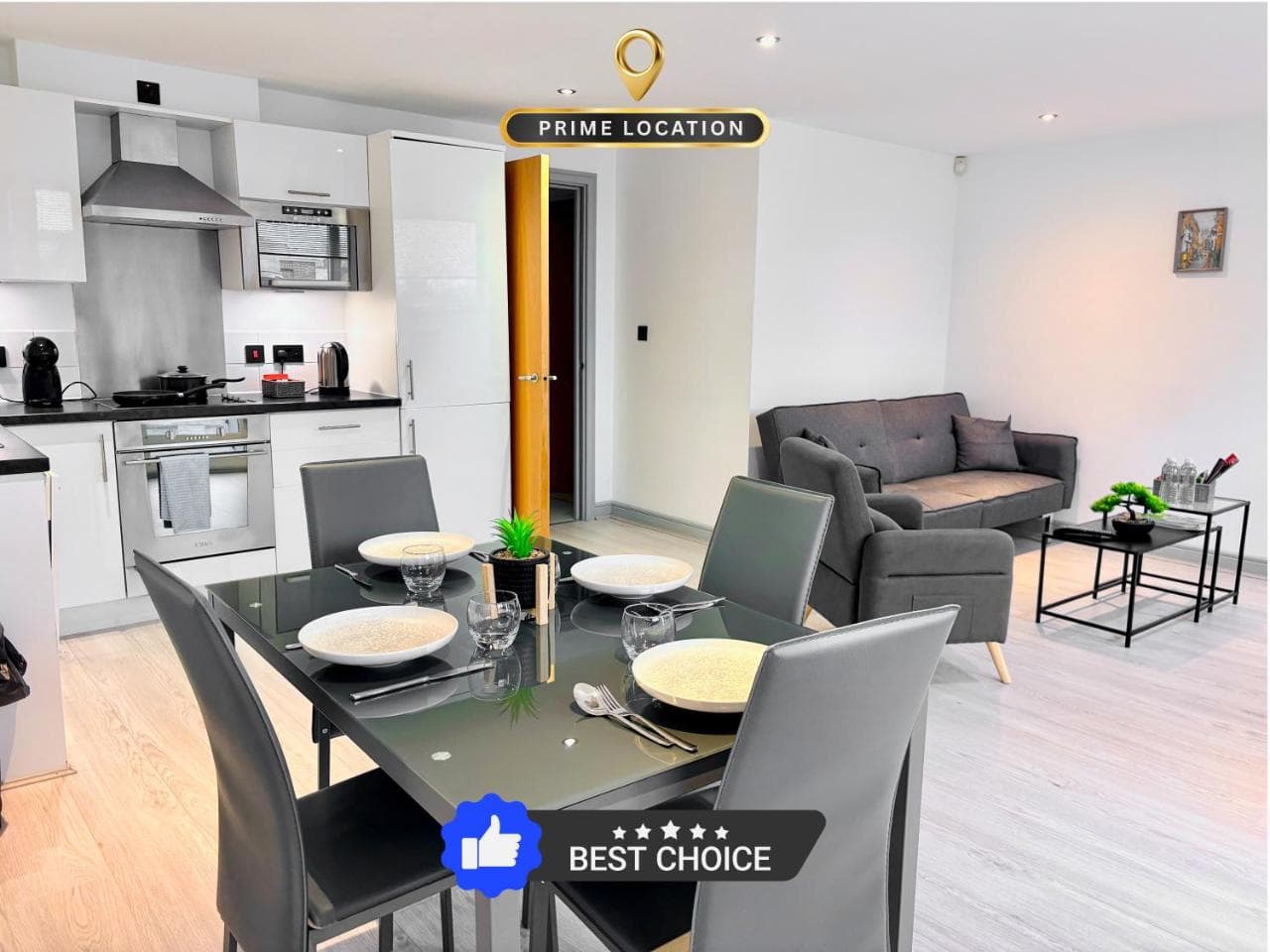 Modern 2-Bed Apartment in York City Centre - Walk to Christmas Market and Top Attractions, York, Yorkshire