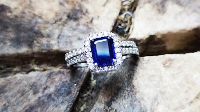 IHD Jewellery Maker - Jewellers in saltaire