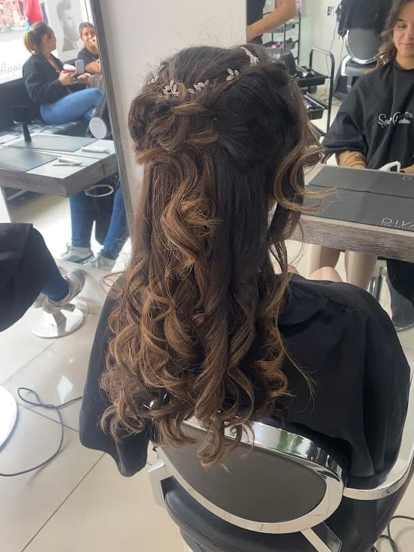 Studio 11 Hair Salon
