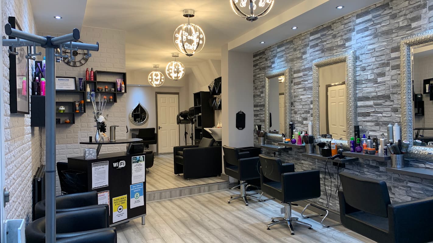 The Trend Unisex Hair Salon