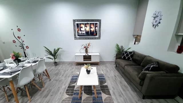 Accommodation at *C!4* Enjoy a wonderful stay in our Cosy Luxurious & Spacious ground floor apartment + Free Parking + Free WiFi * in stanningley