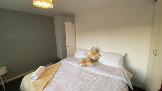 Accommodation at Spacious Luxurious Serviced Accommodation 2 in doncaster