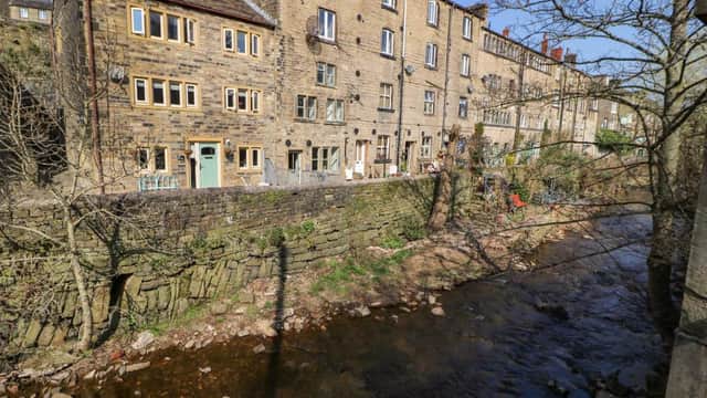 Accommodation at Kingfisher Cottage in holmfirth