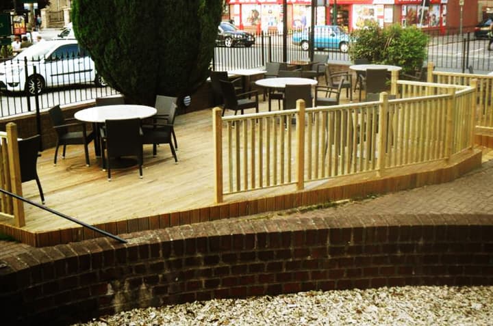 Meze Bar & Grill