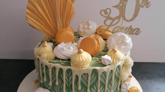 Party Cakes - Bakers in ossett