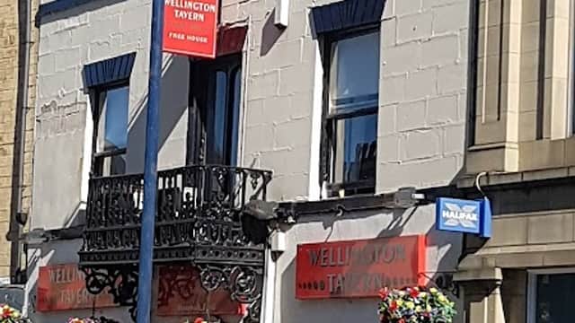 Wellington Tavern - Guest House in dewsbury