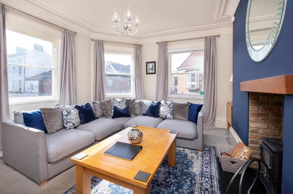Patrick's Pool- 4 Bedroom,4 Bathroom, Most Central Luxury Townhouse!
